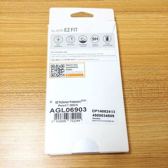 Spigen iPhone 16 /‎ 15 Screen + Sensor Protector GLAS.tR EZ Fit 2 Pack AGL06903 - Picture 2 of 3